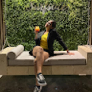 Meet your Posher, Antonella